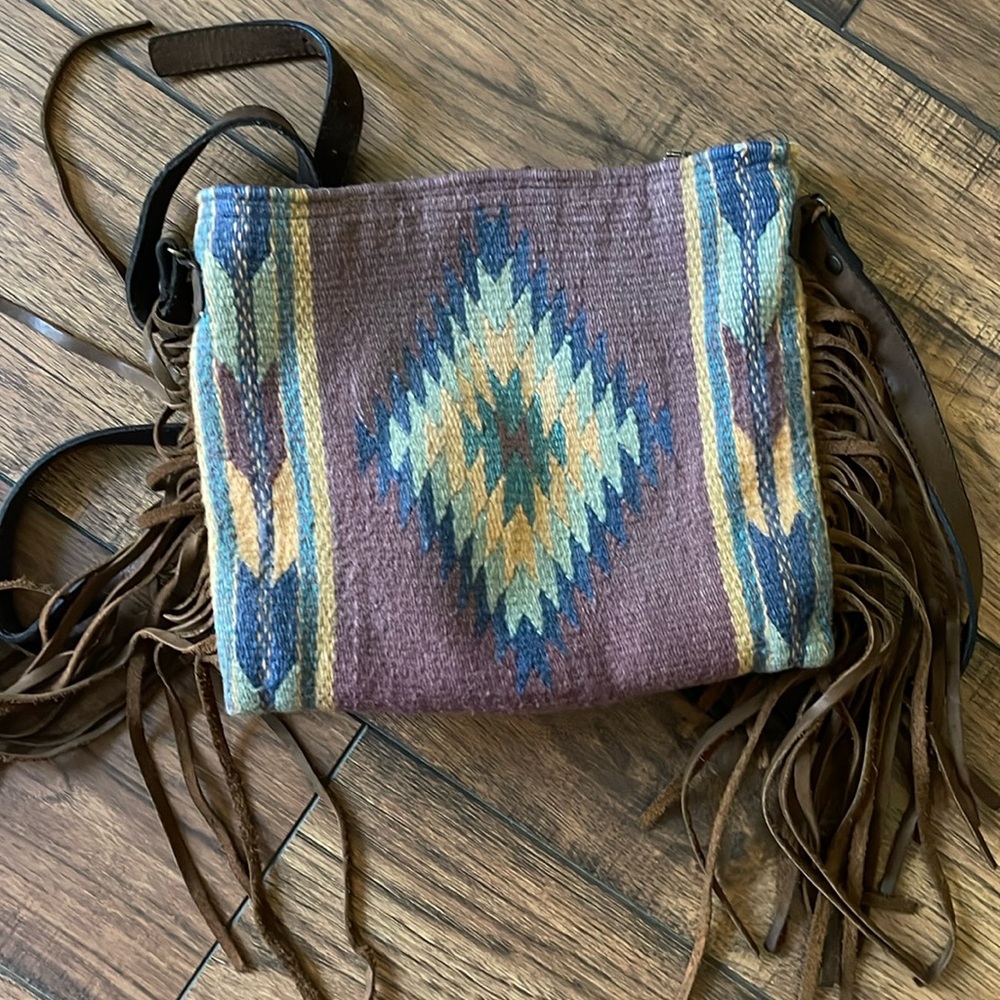 MZ made purse! Gently used, in great shape. Zipper top with one pocket inside.